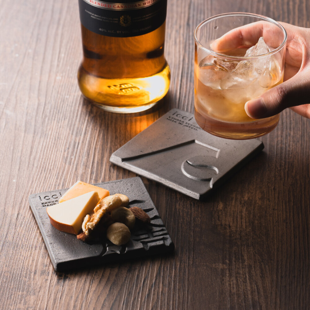 kawara coaster kamon / 瓦のコースター(家紋)2枚セット