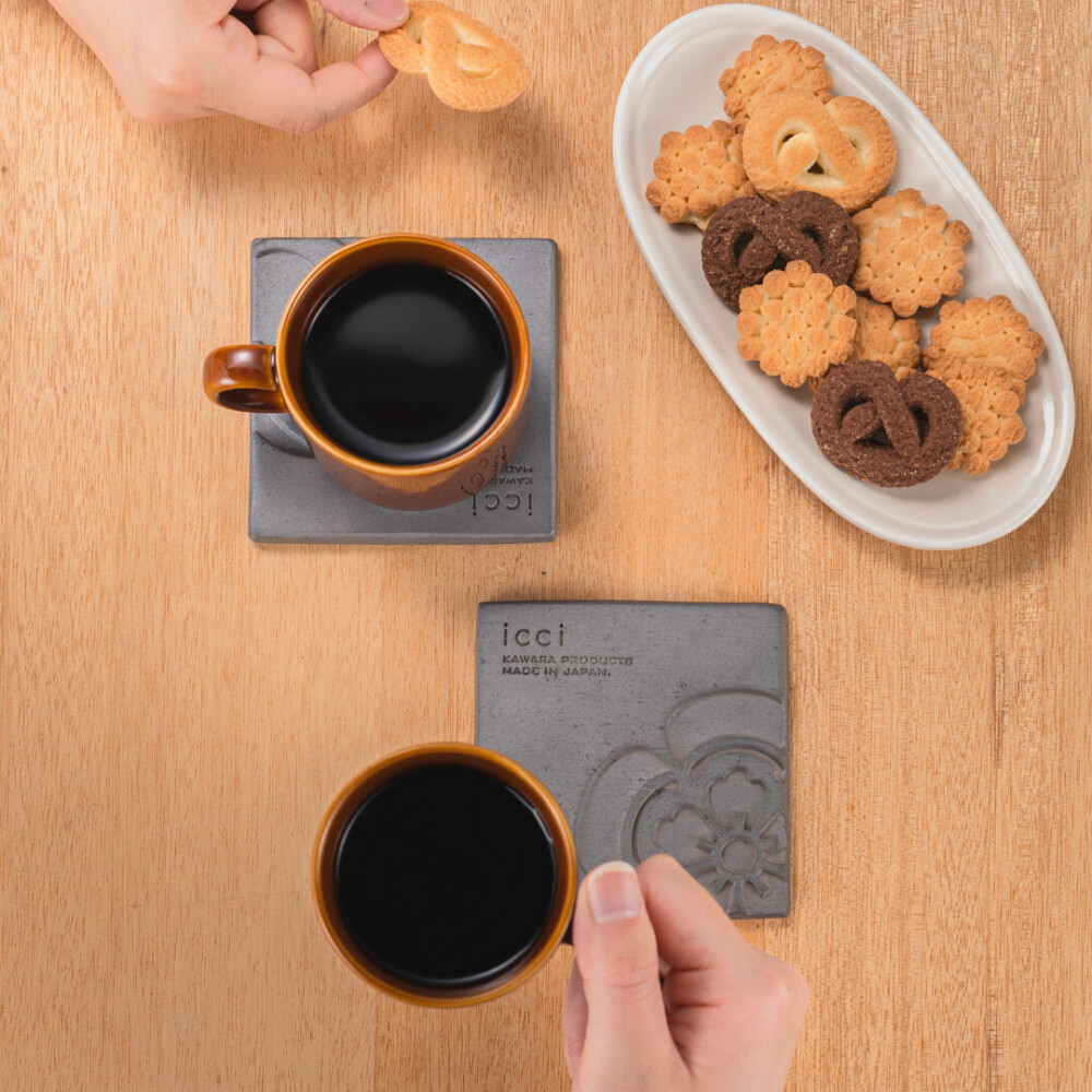 kawara coaster kamon / 瓦のコースター(家紋)2枚セット